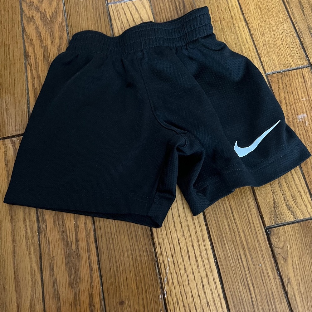 Toddler boy Nike shorts size 2T